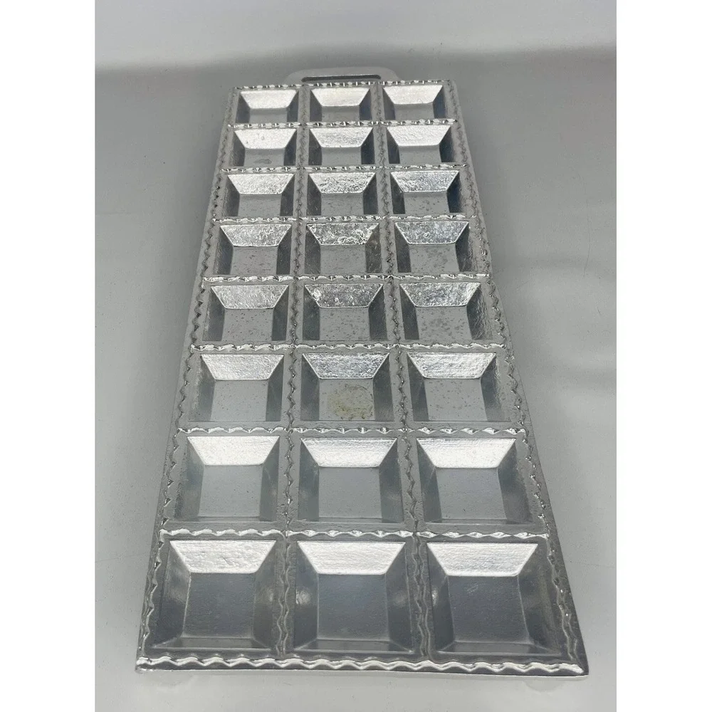 Ravioli Press IPS Makes 24 Mini 1